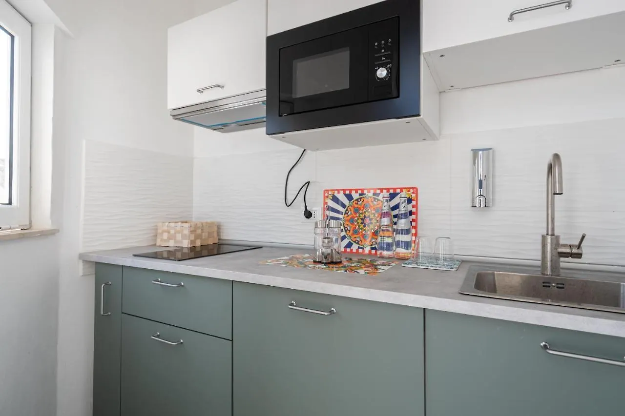 Attico 37 - Suite Con Terrazza Privata E Cucina Palermo 0*,